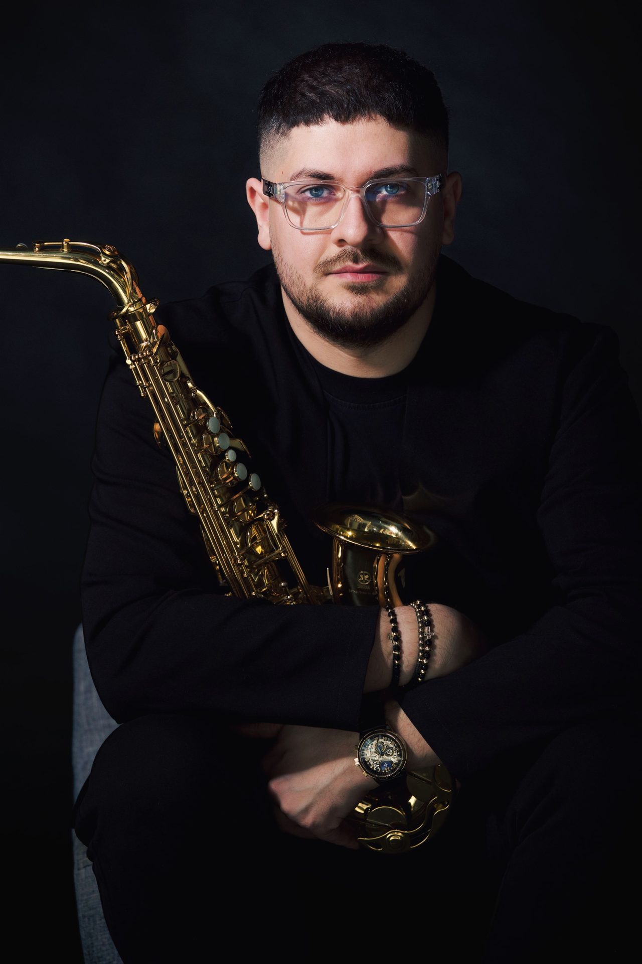 M Saxter live moment